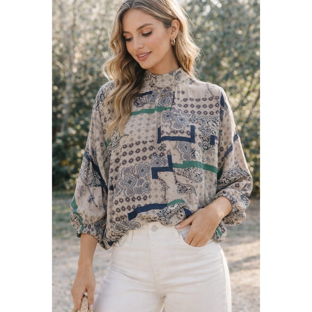 Entro NWT Boho Paisley Mock Neck Bubble Hem Top Dolman Sleeve Blouse S